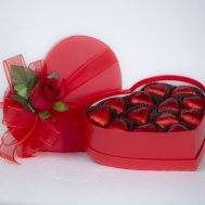 Sevgiliye Hediye Kalp Çikolataları